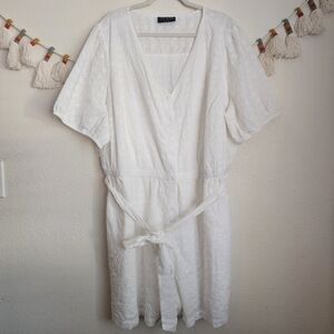 Lane Bryant Crochet Eyelet Daisy Print White Belted Button Down Romper Boho 26